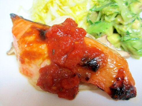 鮭のチーズ焼き・トマトソース